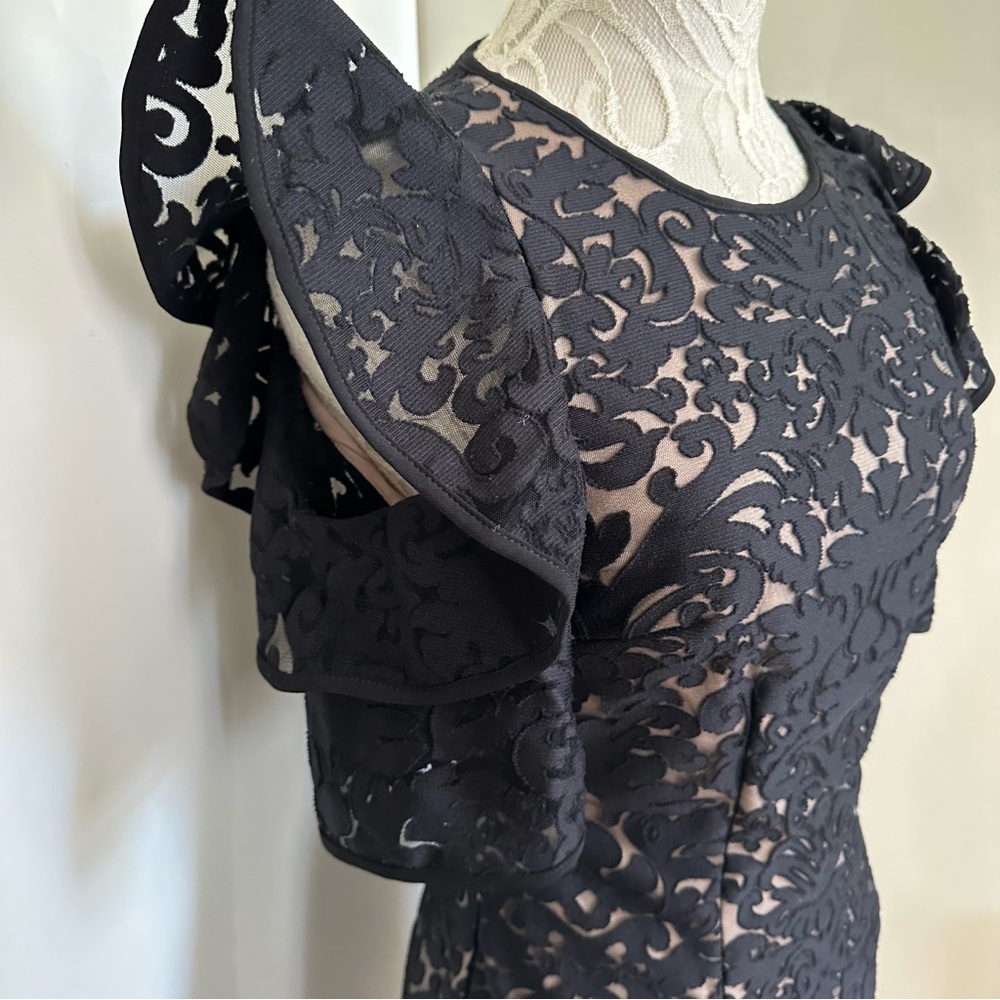 NWT XSCAPE Ruffled Cold-Shoulder Dress sz 4 - Picture 5 of 12